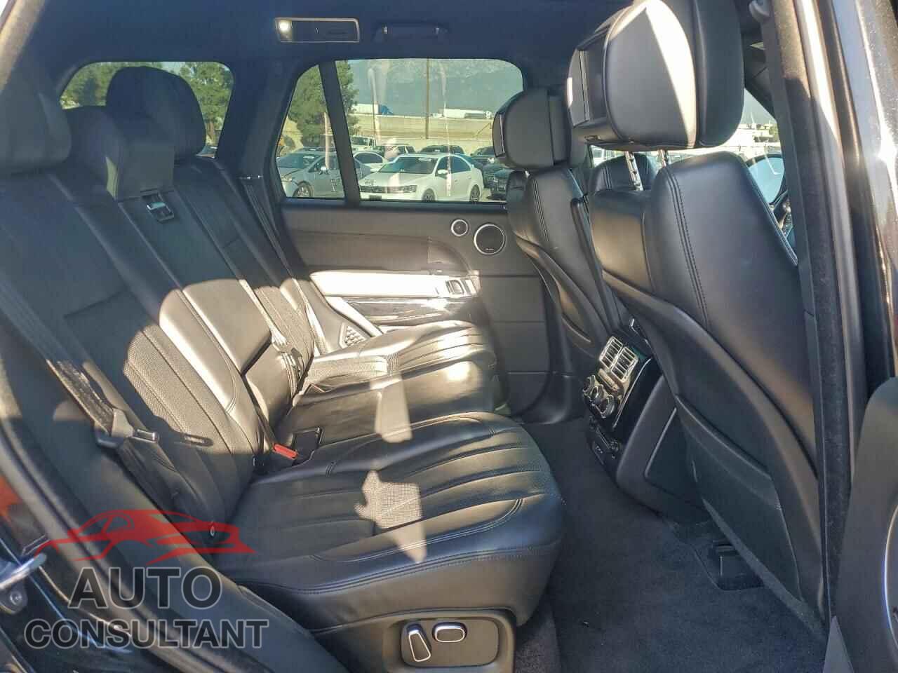 LAND ROVER RANGEROVER 2015 - SALGS2TF3FA228235