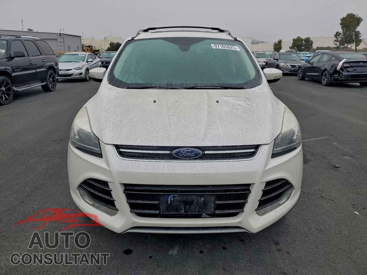 FORD ESCAPE 2015 - 1FMCU9J91FUB07705