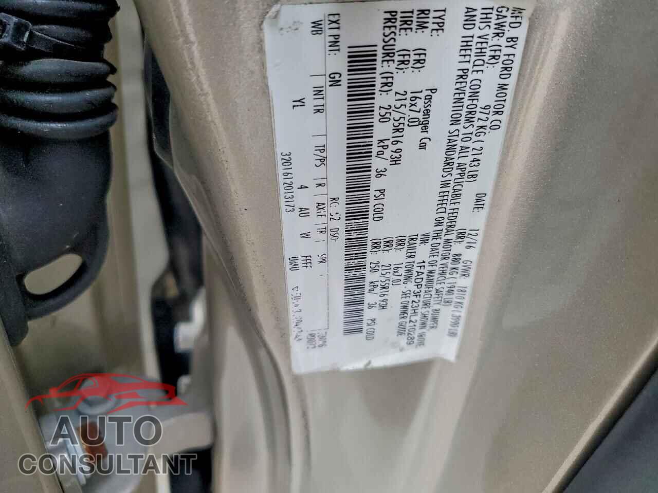 FORD FOCUS 2017 - 1FADP3F23HL210289