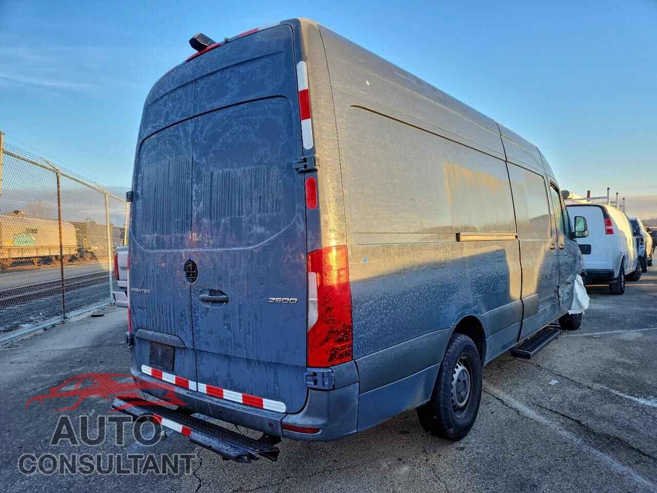 MERCEDES-BENZ SPRINTER 2019 - WD4PF1CD8KP149130