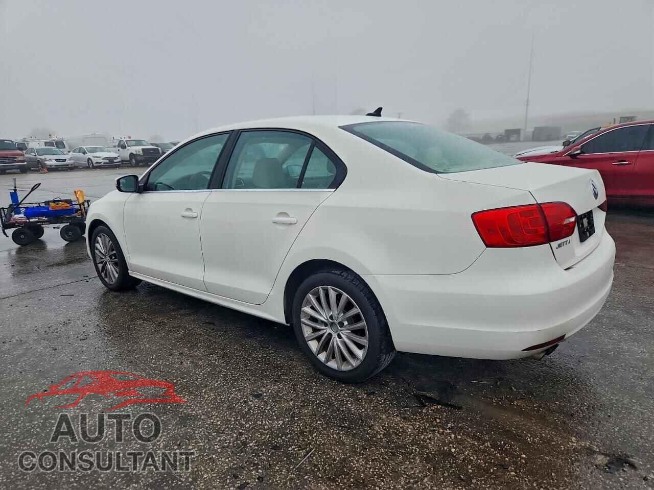 VOLKSWAGEN JETTA 2013 - 3VWLL7AJ0DM246387