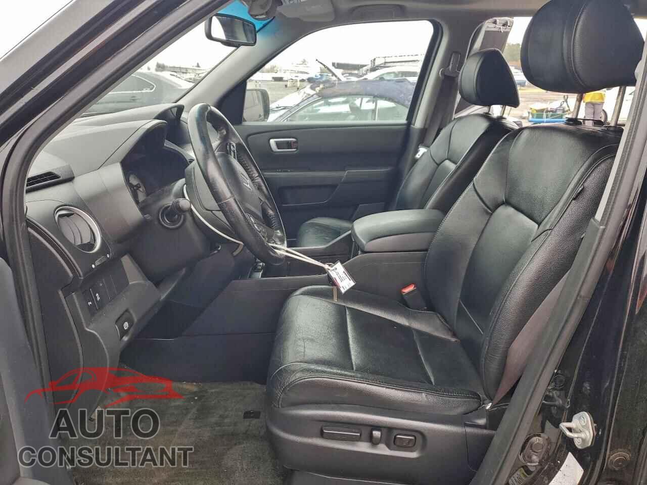 HONDA PILOT 2013 - 5FNYF4H93DB078128