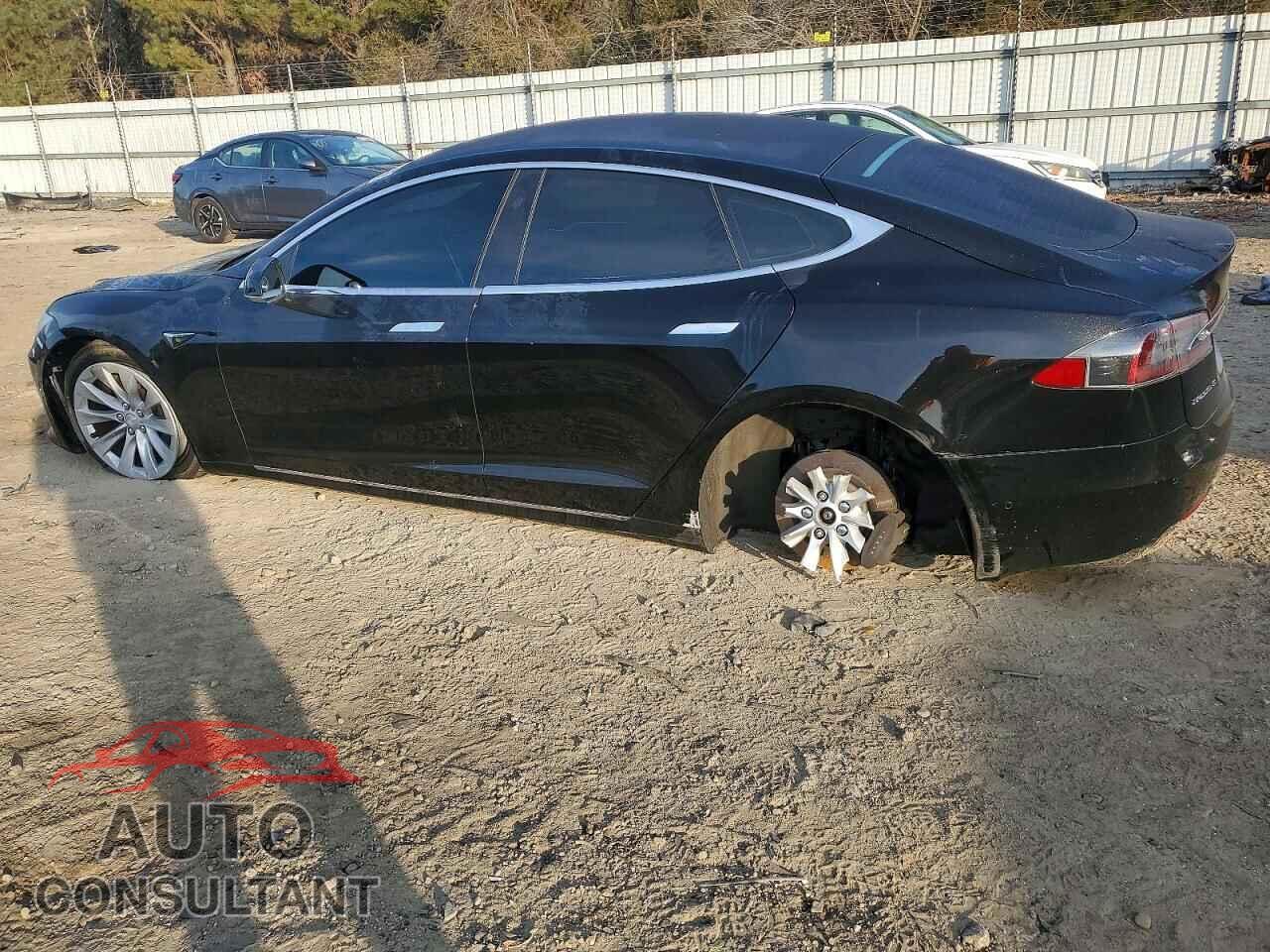 TESLA MODEL S 2017 - 5YJSA1E25HF210855