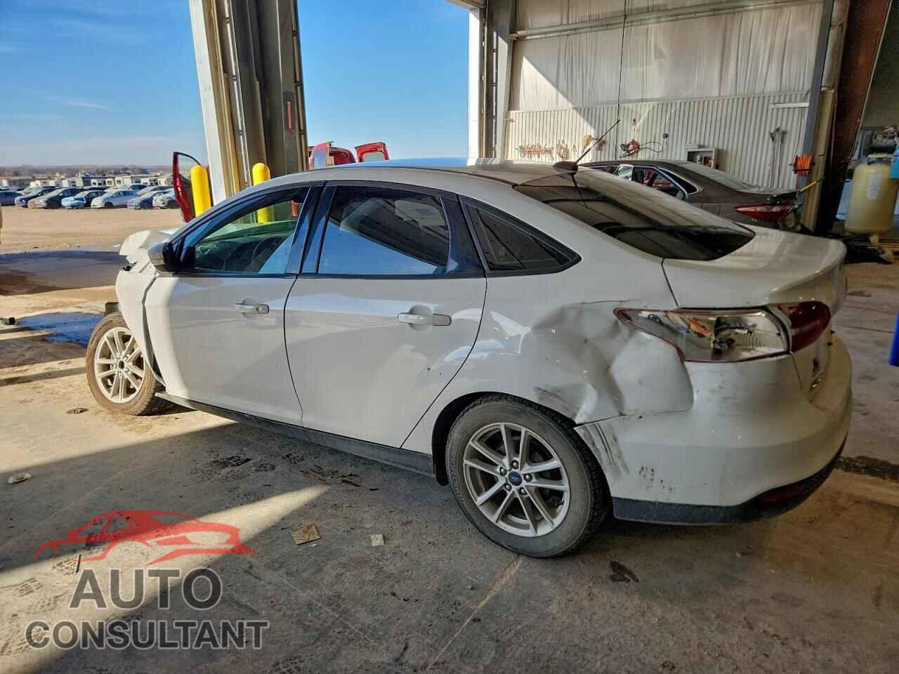 FORD FOCUS 2017 - 1FADP3F24HL278682