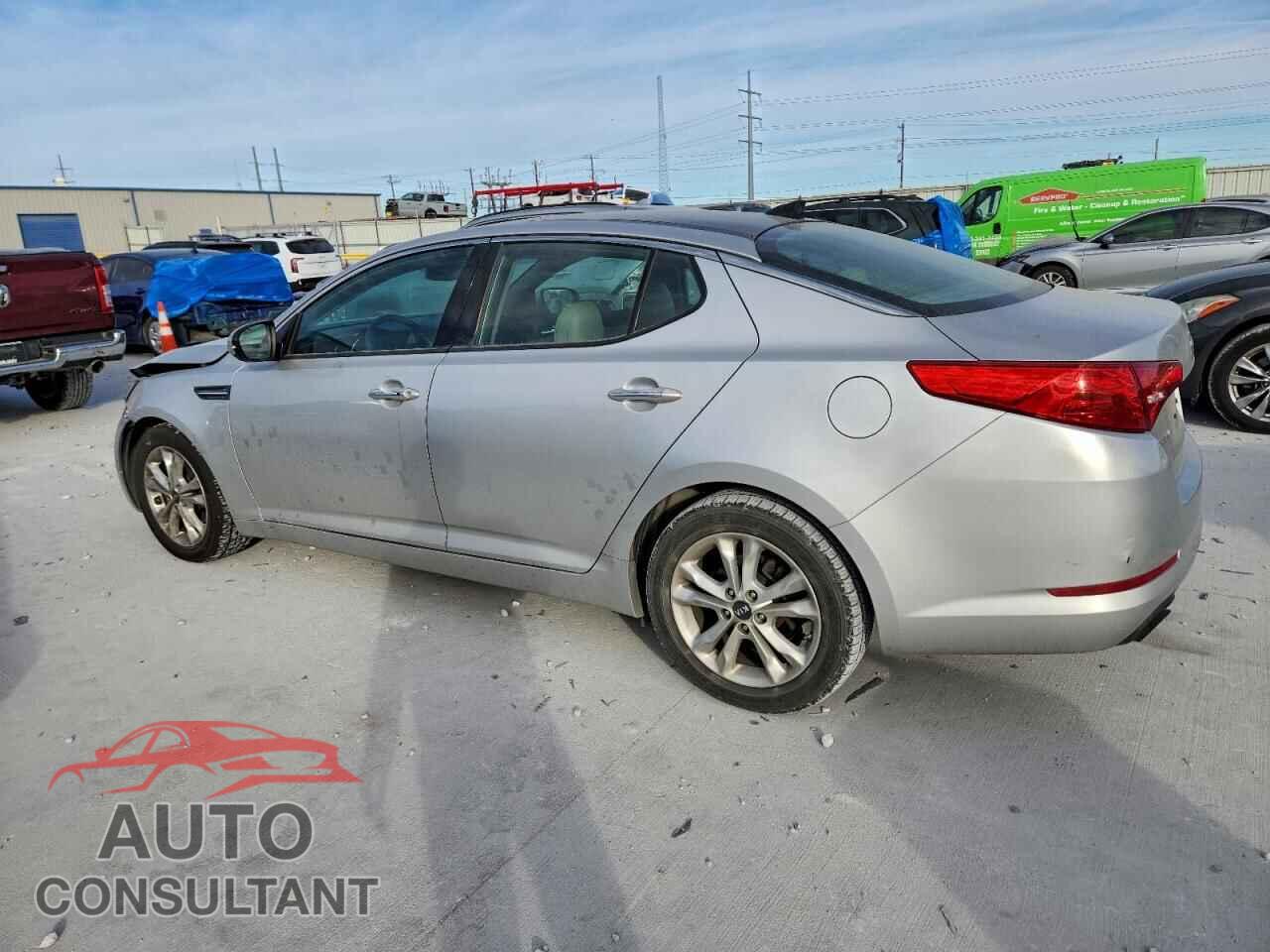 KIA OPTIMA 2011 - KNAGN4A75B5051872