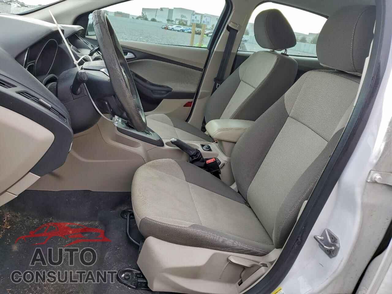 FORD FOCUS 2013 - 1FADP3F21DL376384