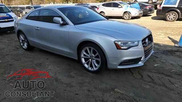 AUDI A5 2013 - WAUCFAFR4DA054583