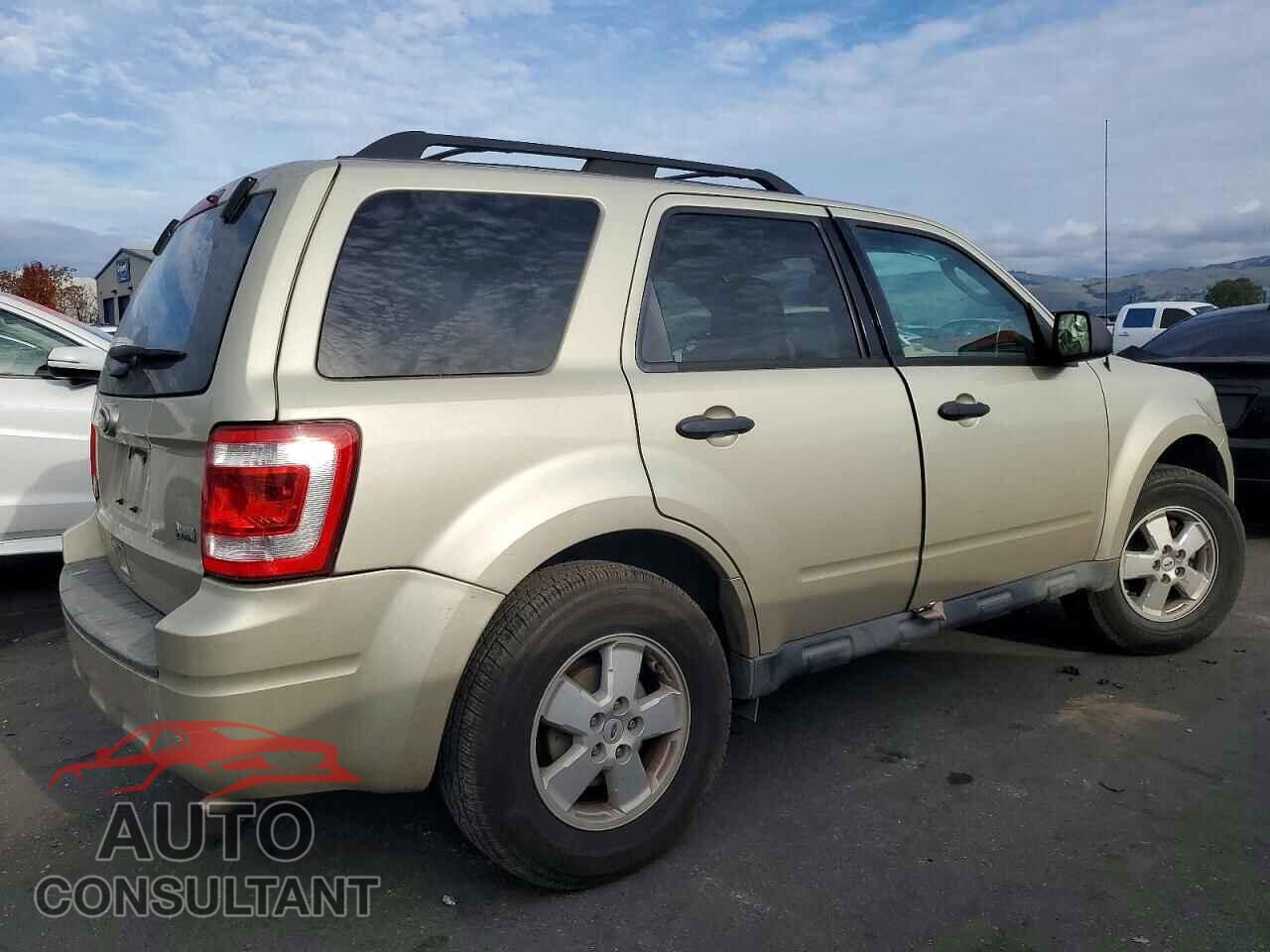 FORD ESCAPE 2011 - 1FMCU0DG0BKB91463