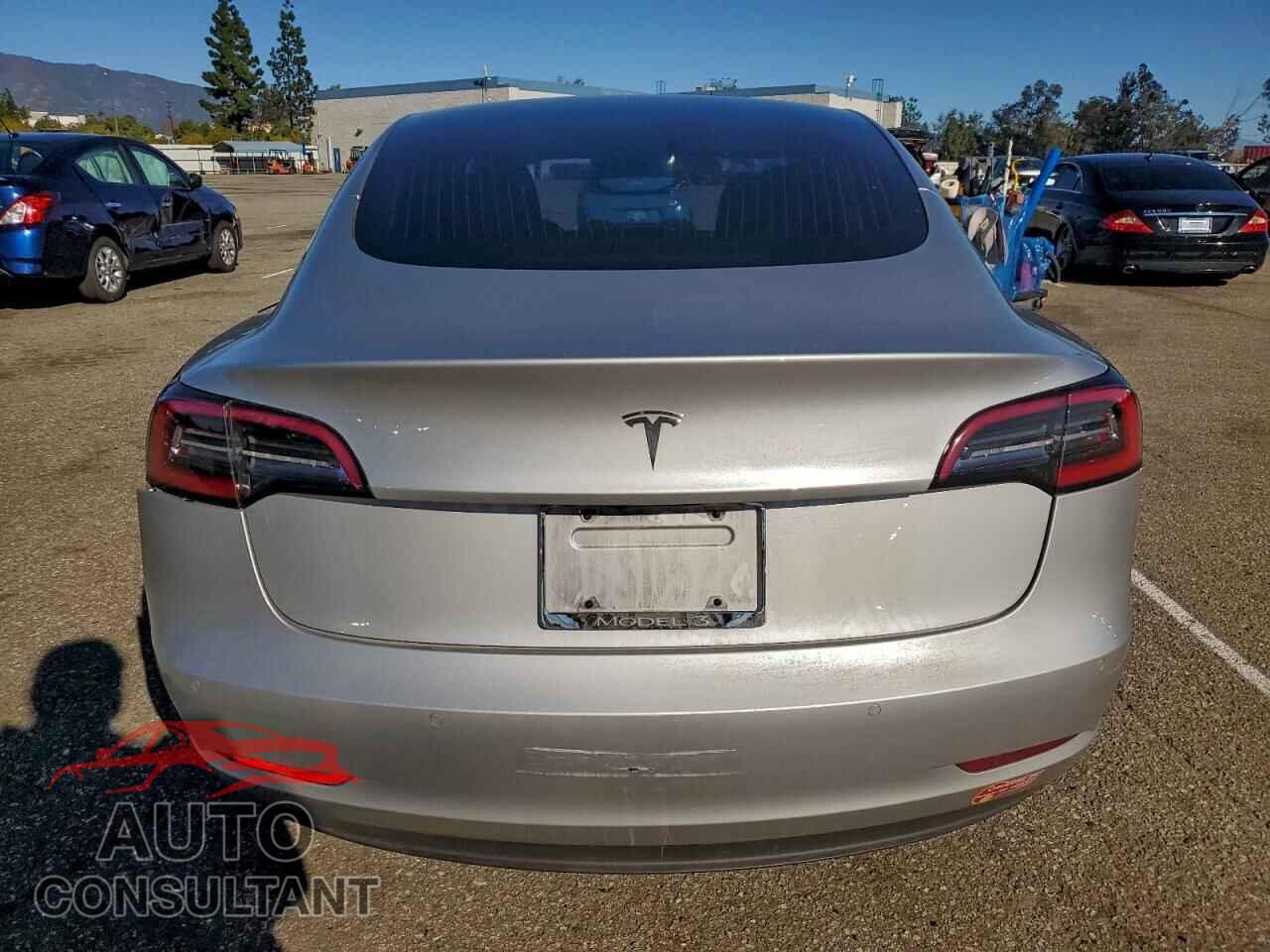 TESLA MODEL 3 2018 - 5YJ3E1EA0JF078478