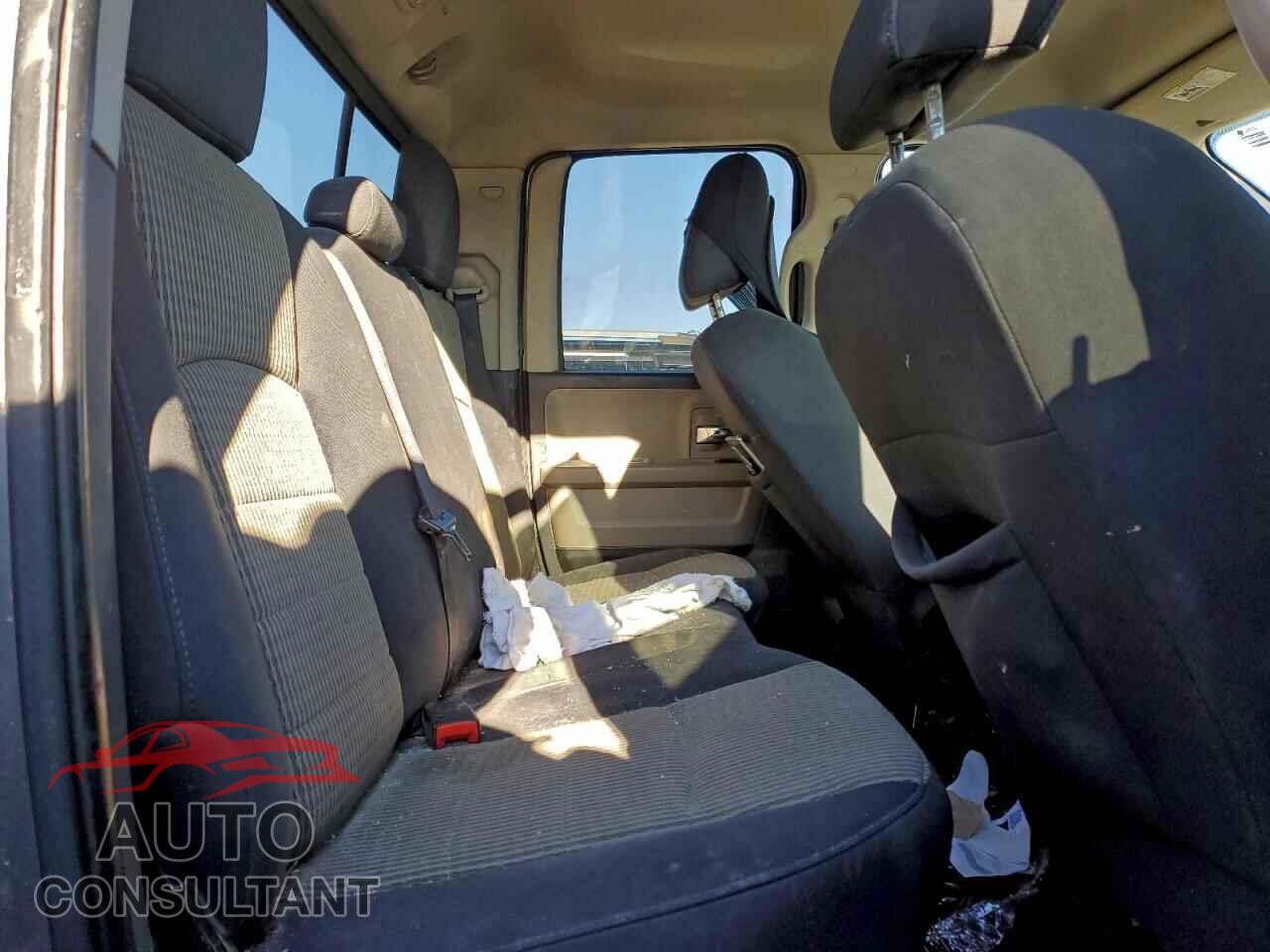 DODGE RAM 1500 2012 - 1C6RD7GT6CS125010