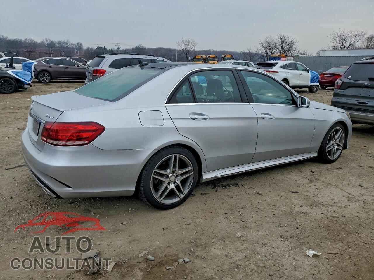 MERCEDES-BENZ E-CLASS 2014 - WDDHF8JB0EA917690