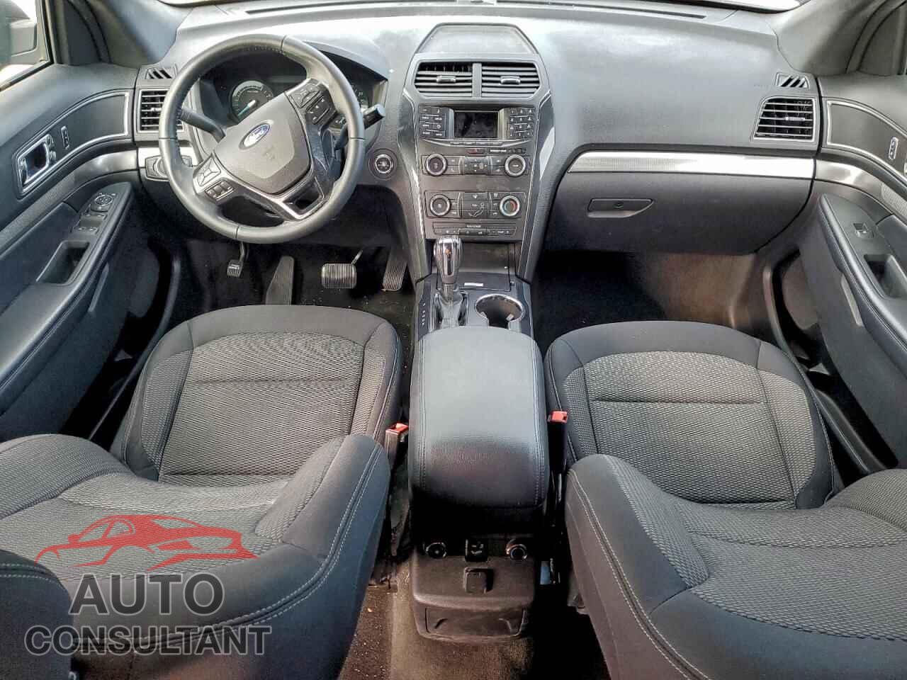 FORD EXPLORER 2018 - 1FM5K7D86JGA31489