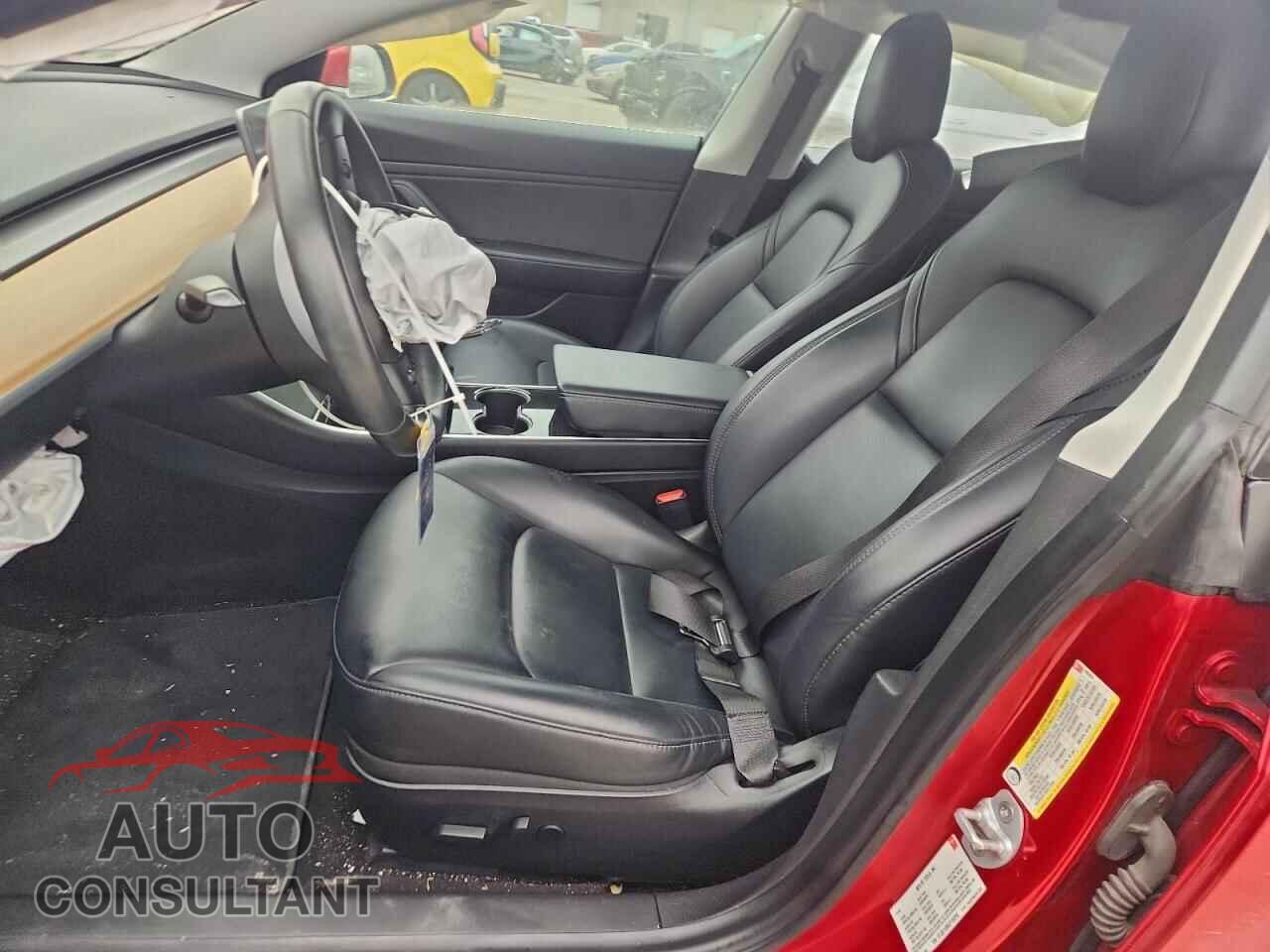 TESLA MODEL 3 2018 - 5YJ3E1EB0JF150255