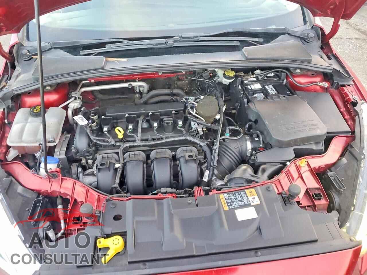 FORD FOCUS 2015 - 1FADP3F28FL349363