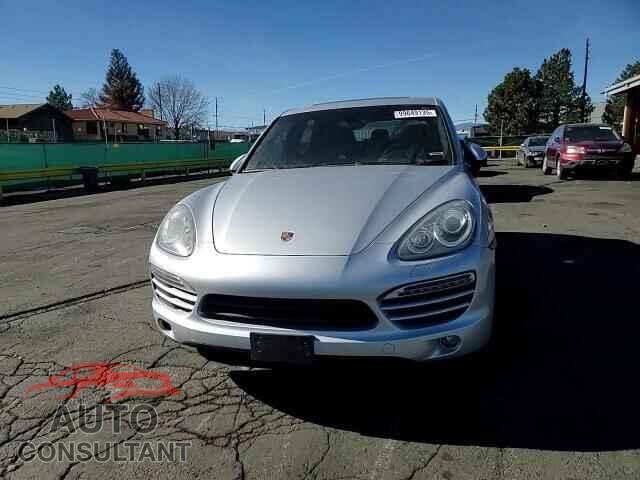 PORSCHE CAYENNE 2013 - WP1AA2A27DLA05650