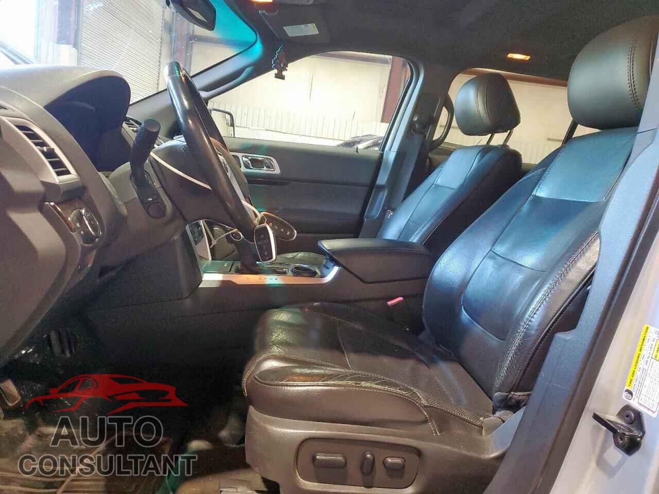 FORD EXPLORER 2013 - 1FM5K7F88DGA65435