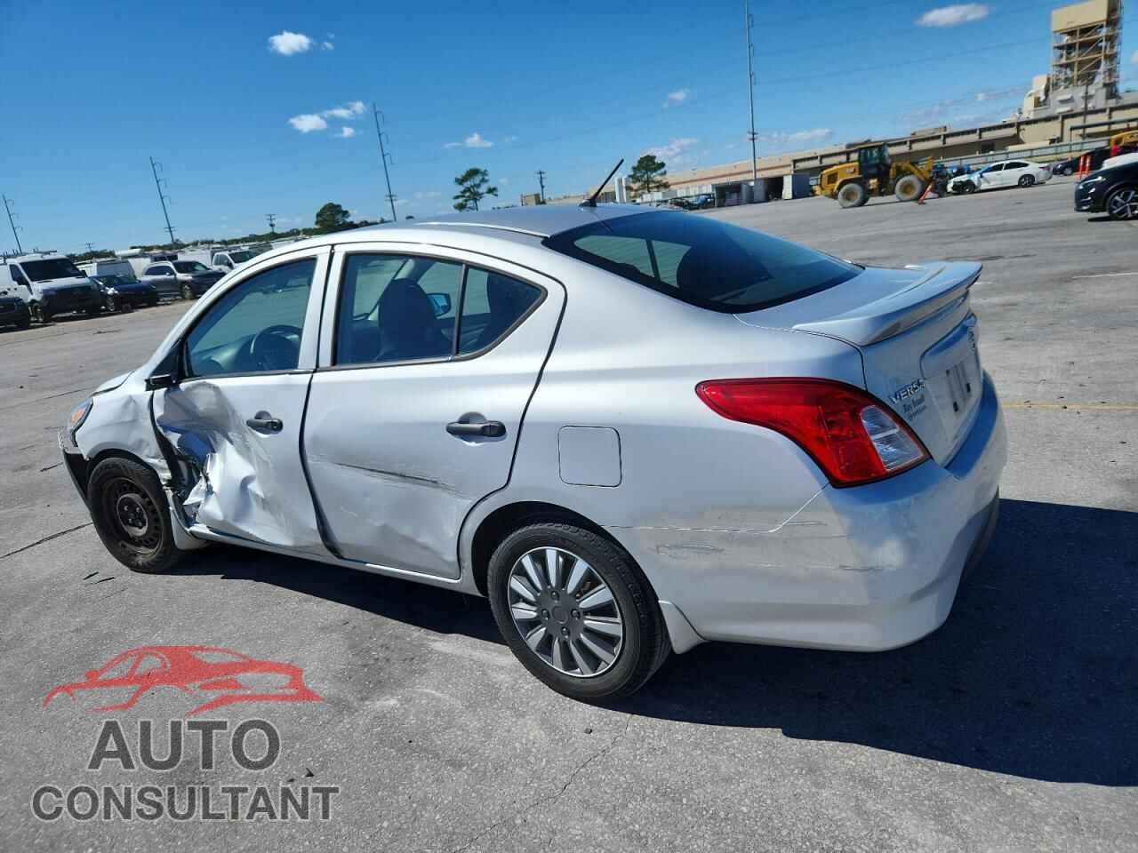 NISSAN VERSA 2017 - 3N1CN7AP3HL855800