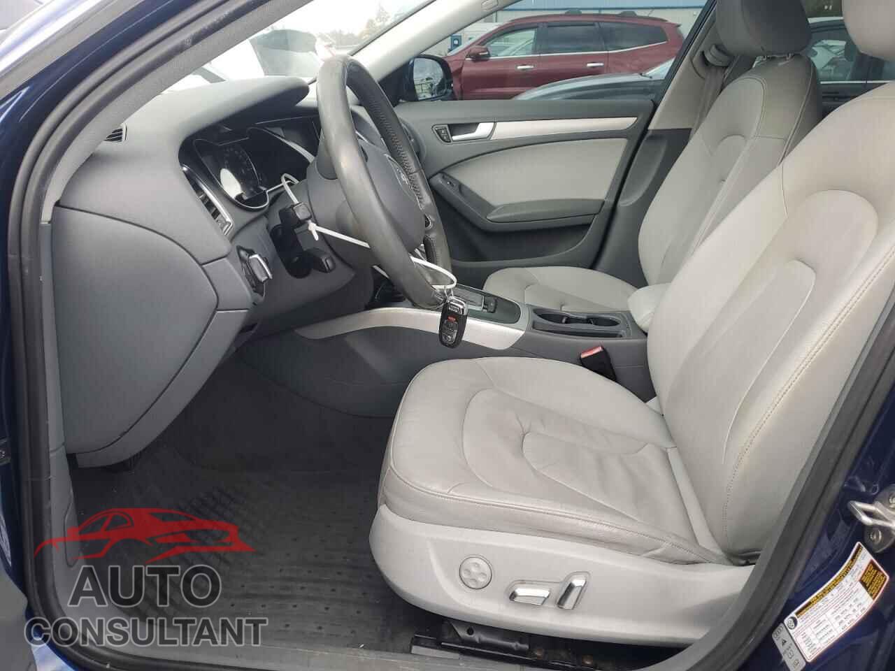 AUDI A4 2013 - WAUBFAFL5DN020457