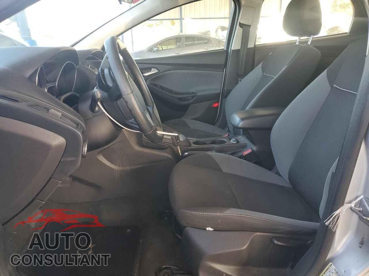 FORD FOCUS 2014 - 1FADP3F21EL121364