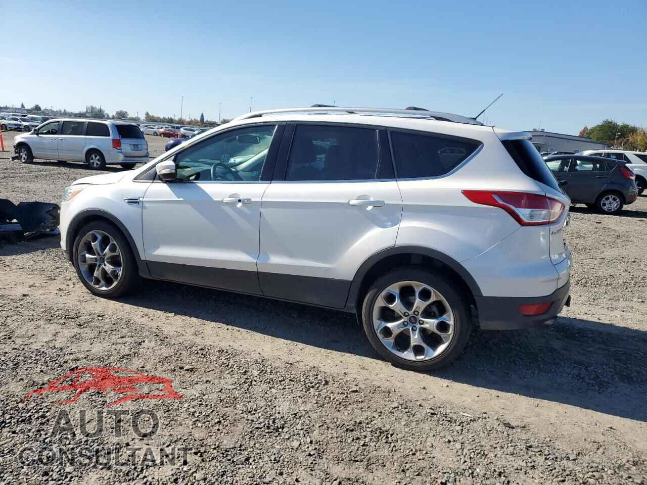 FORD ESCAPE 2016 - 1FMCU9J98GUC60406