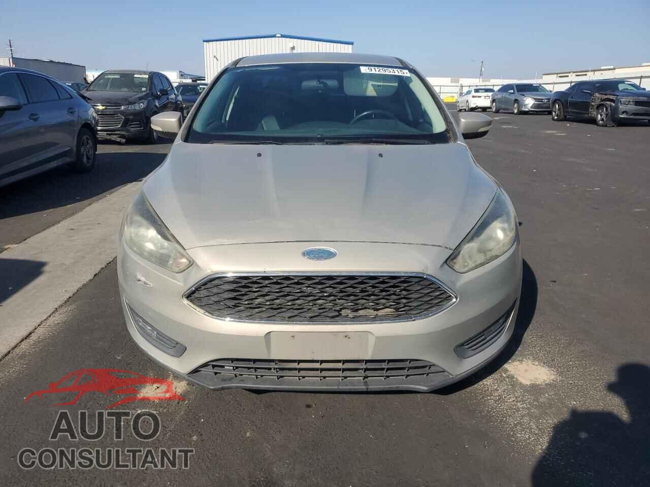 FORD FOCUS 2015 - 1FADP3F25FL324601