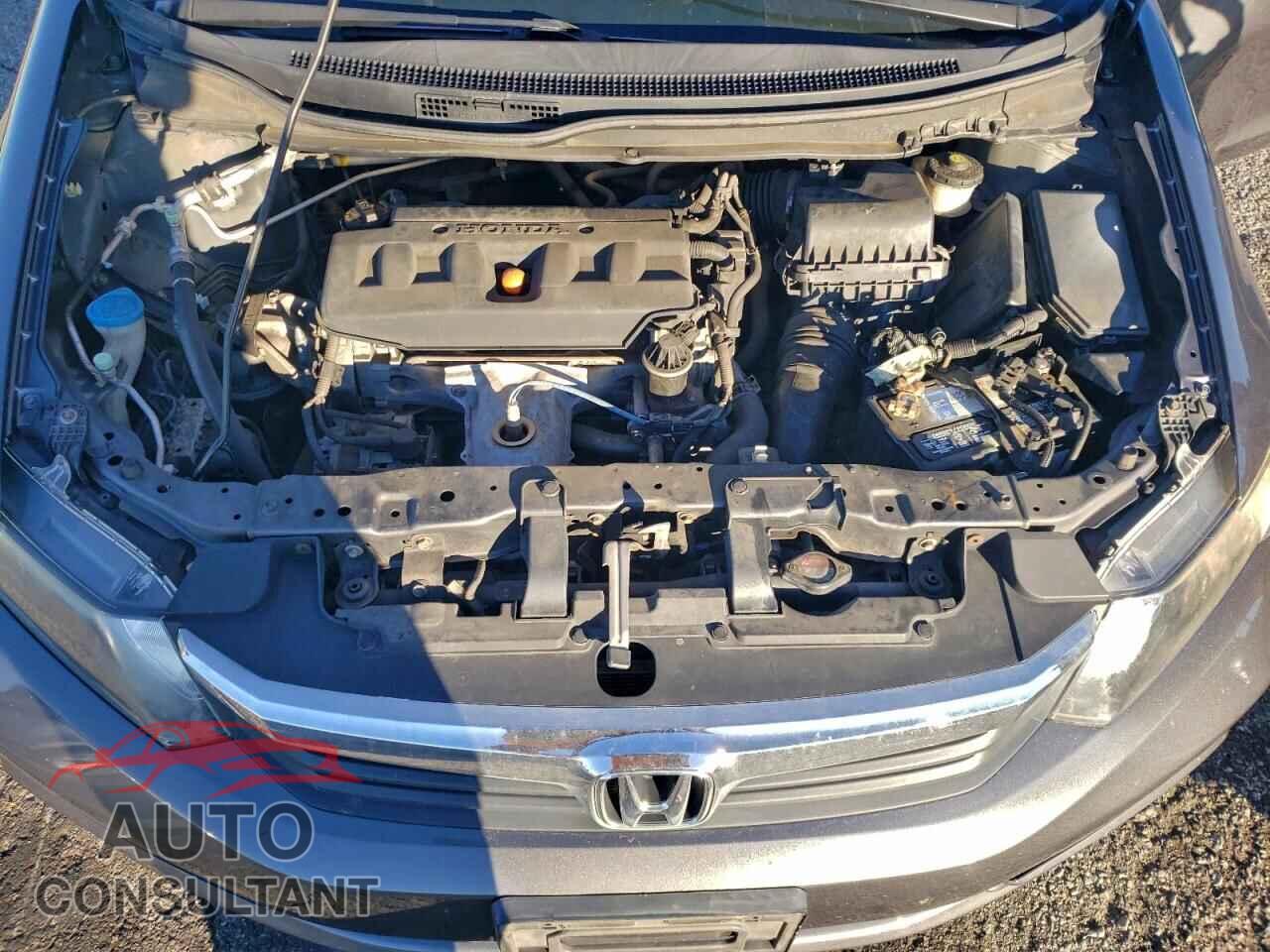HONDA CIVIC 2012 - 2HGFB2F86CH301256