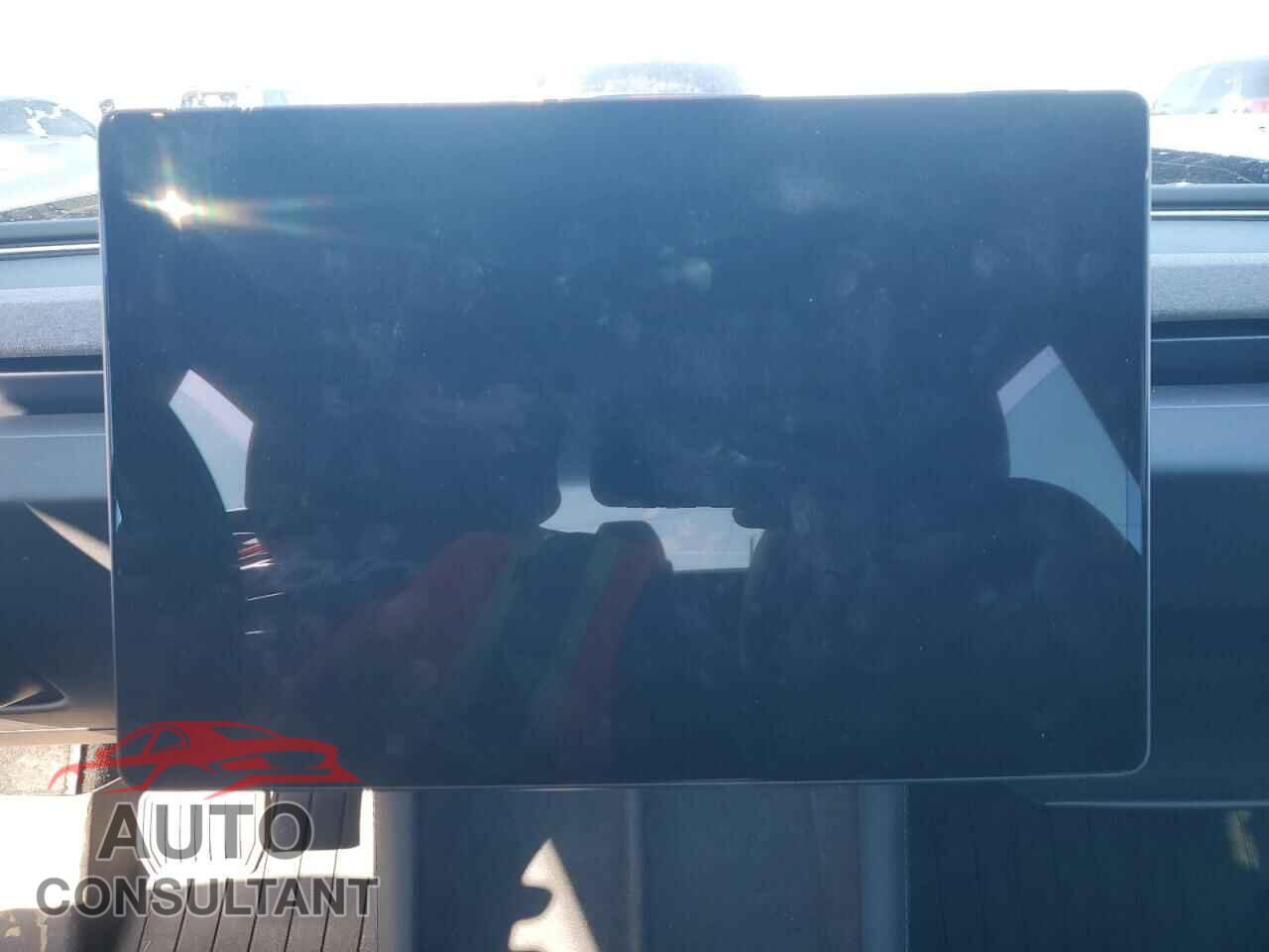 TESLA MODEL 3 2024 - 5YJ3E1EA5RF771476