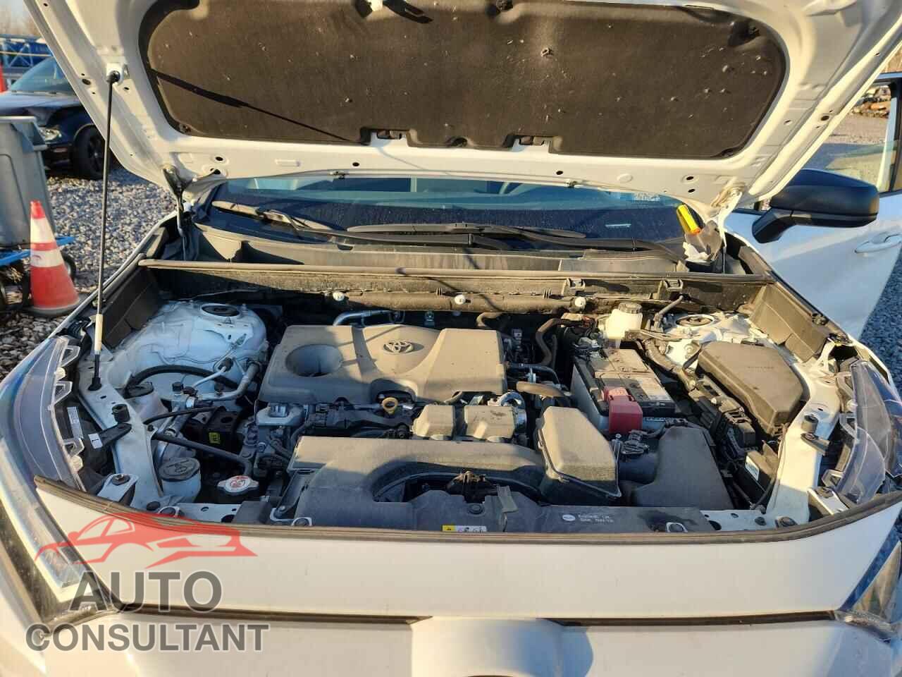 TOYOTA RAV4 2023 - 2T3F1RFV2PC362000