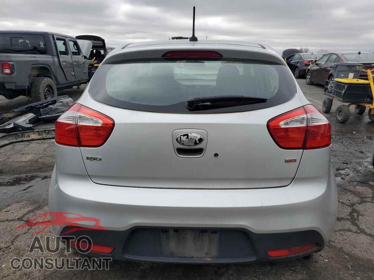 KIA RIO 2015 - KNADM5A33F6424111