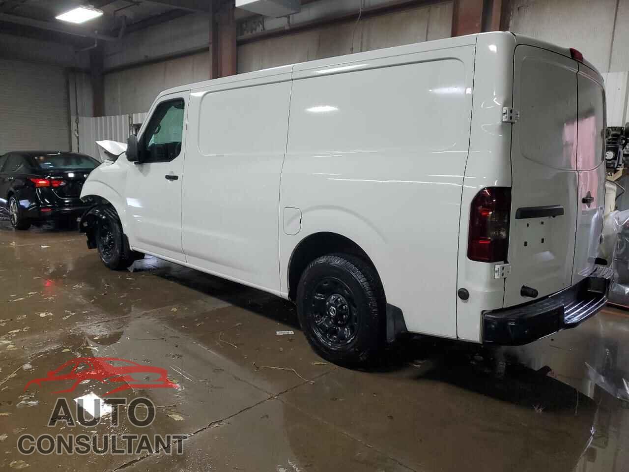 NISSAN NV 2018 - 1N6BF0KY2JN811326