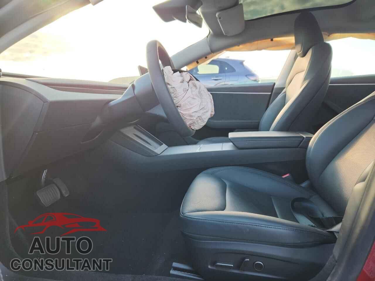 TESLA MODEL 3 2024 - 5YJ3E1EB4RF817470