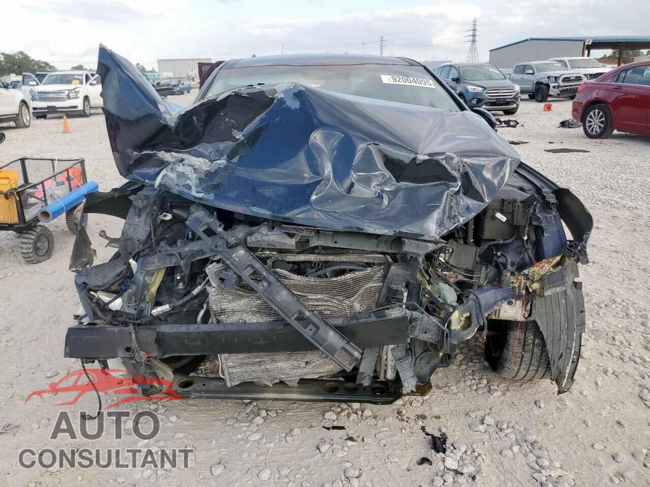KIA CADENZA 2017 - KNALC4J10H5092015