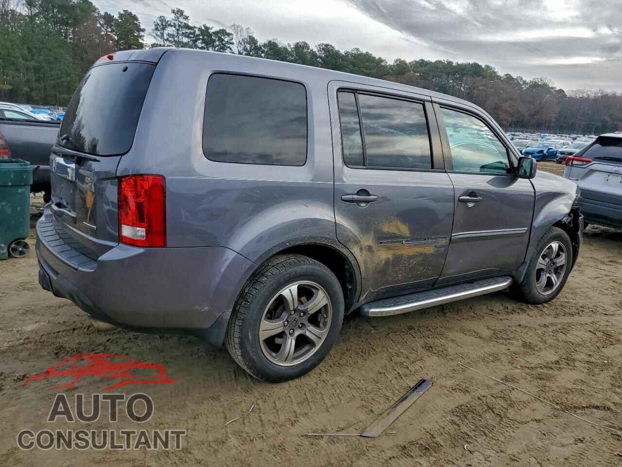 HONDA PILOT 2015 - 5FNYF3H35FB032650