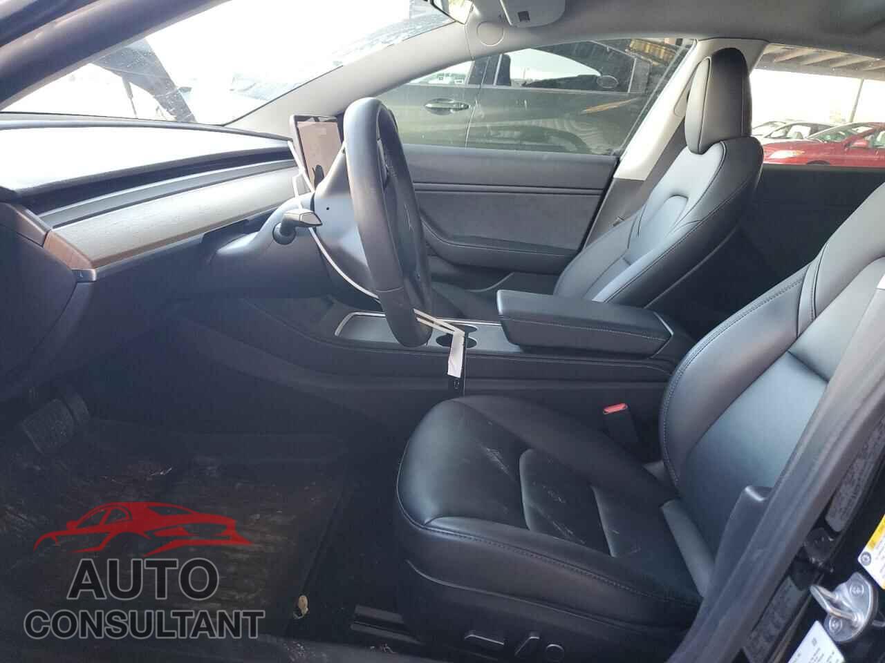 TESLA MODEL 3 2021 - 5YJ3E1EB0MF877206