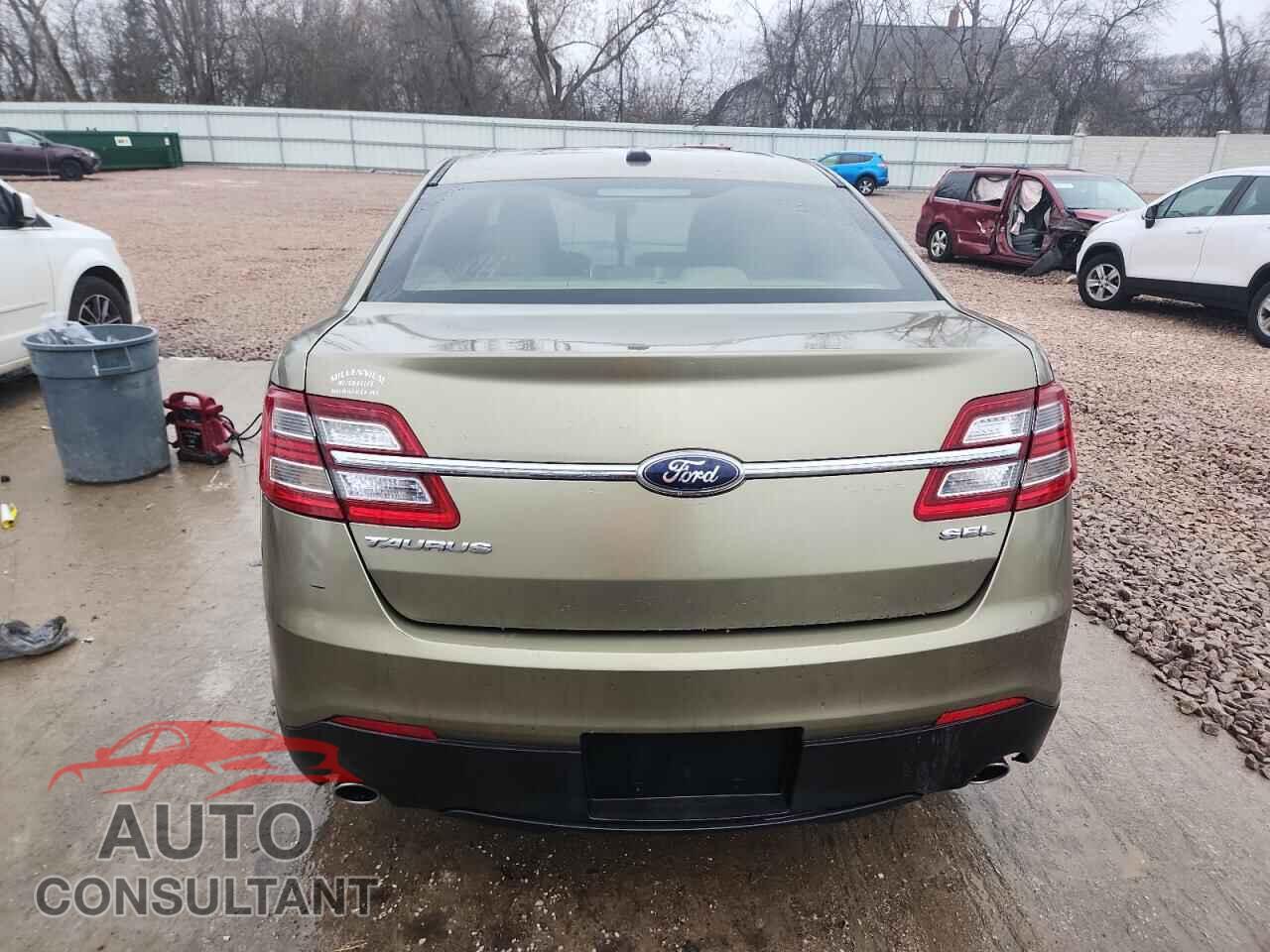 FORD TAURUS 2013 - 1FAHP2E84DG210466