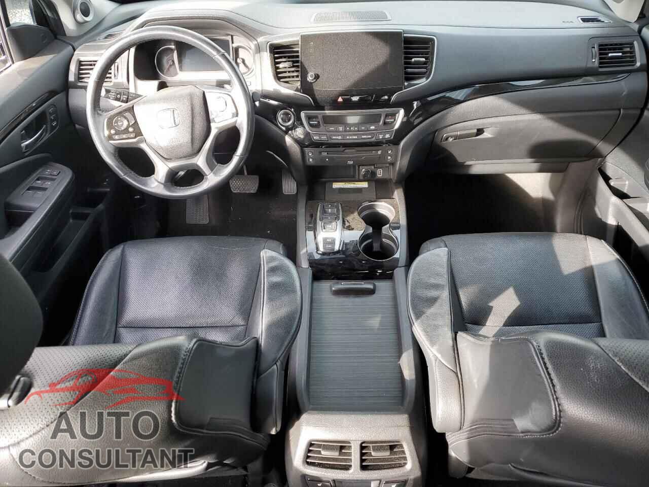 HONDA PILOT 2019 - 5FNYF6H05KB010410
