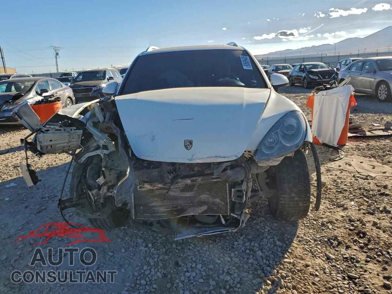 PORSCHE CAYENNE 2011 - WP1AB2A2XBLA55615