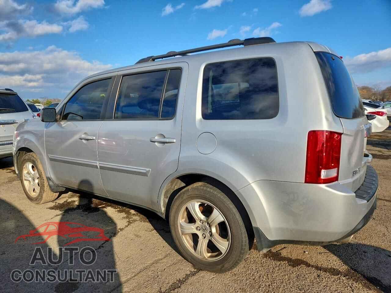 HONDA PILOT 2012 - 5FNYF4H56CB058452