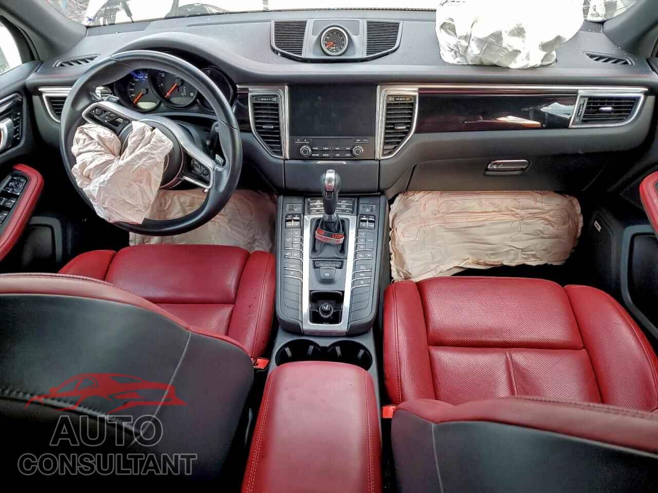 PORSCHE MACAN 2018 - WP1AA2A57JLB19217