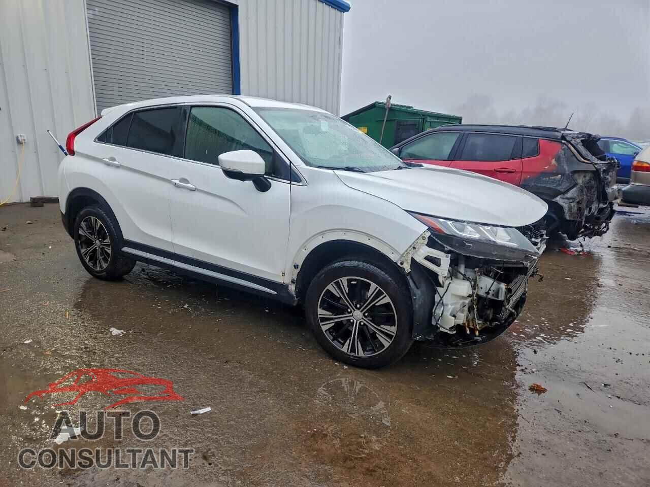 MITSUBISHI ECLIPSE 2018 - JA4AT5AA0JZ048847