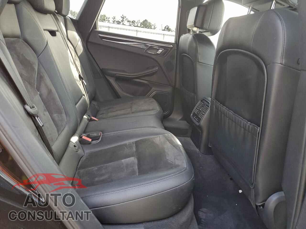 PORSCHE MACAN 2016 - WP1AB2A58GLB47873
