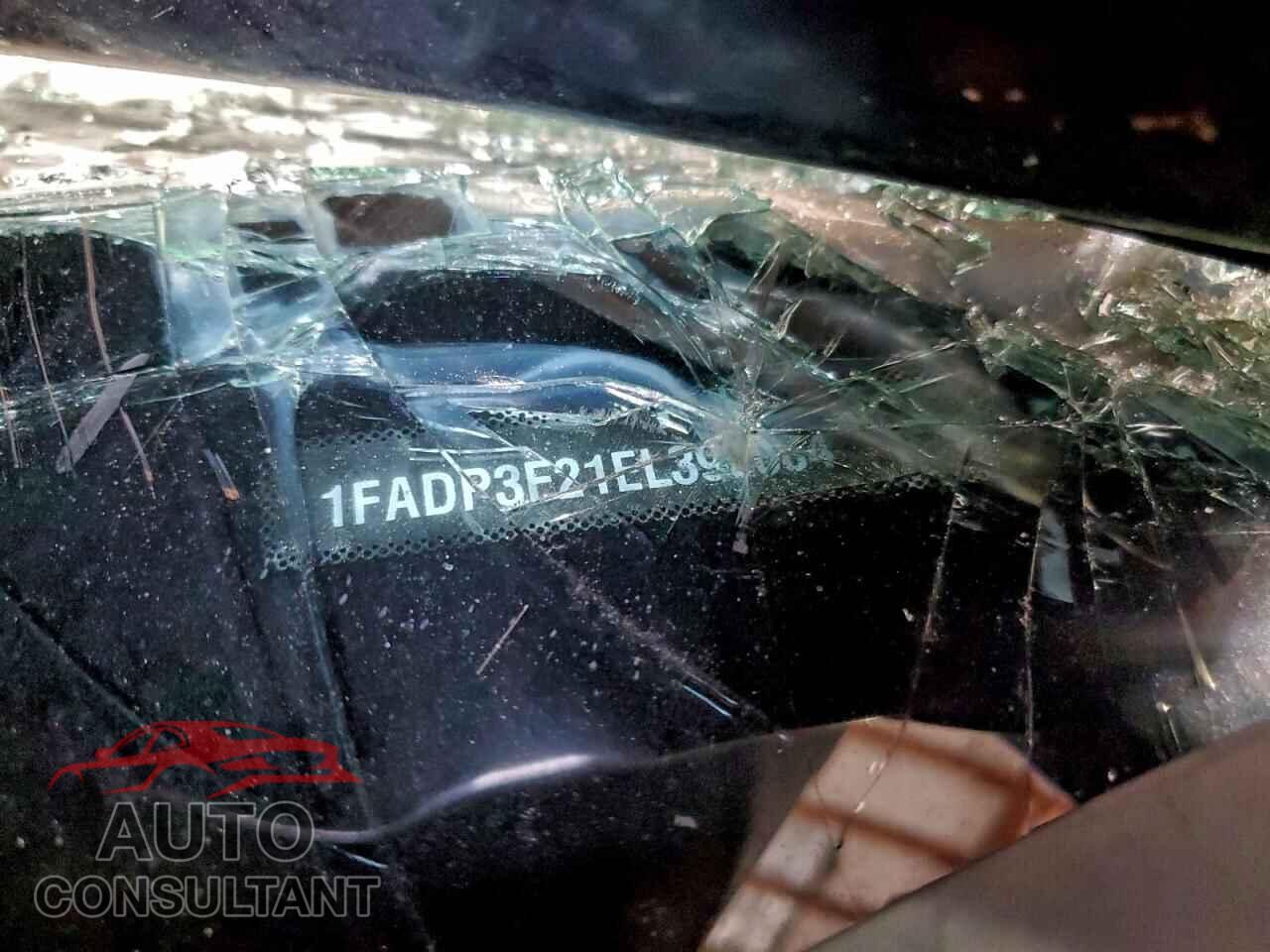 FORD FOCUS 2014 - 1FADP3F21EL392084