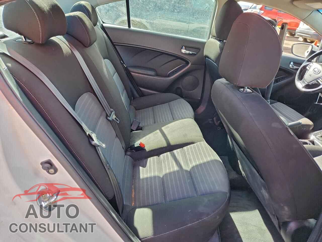 KIA FORTE 2017 - 3KPFL4A78HE014851
