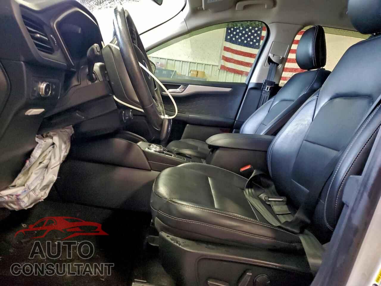 FORD ESCAPE 2020 - 1FMCU0H6XLUA93581