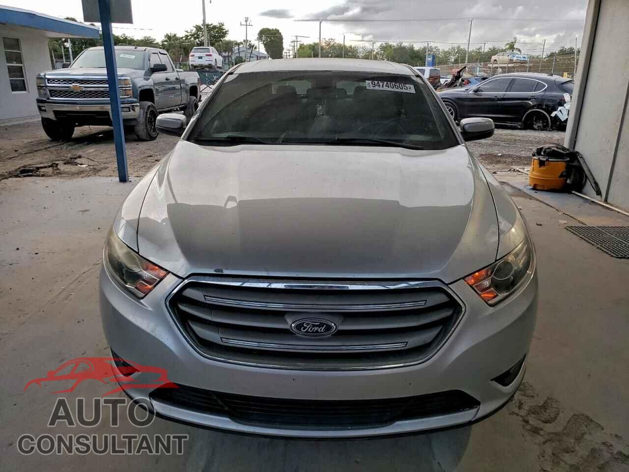 FORD TAURUS 2016 - 1FAHP2E83GG146408