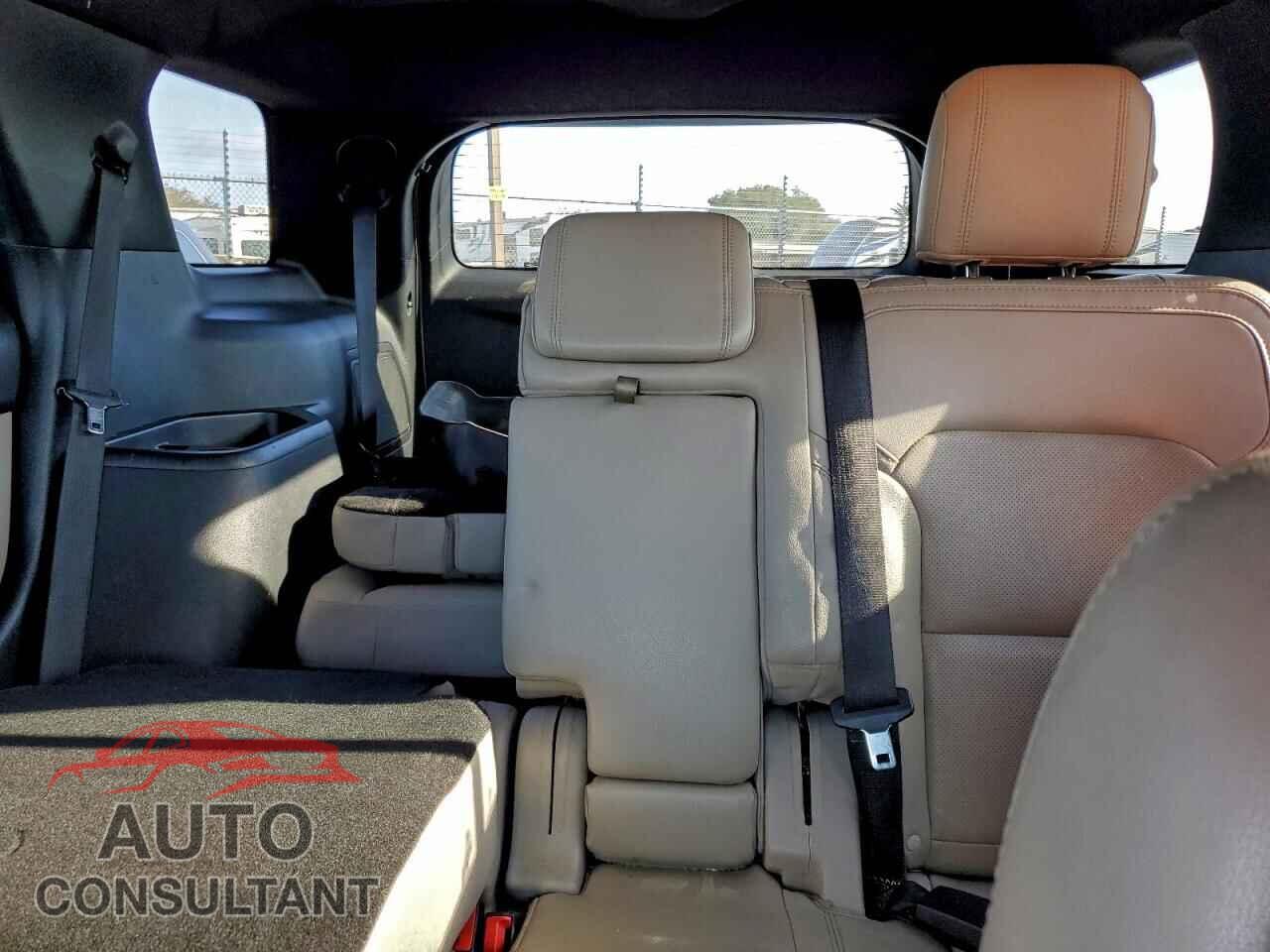 FORD EXPLORER 2018 - 1FM5K8F87JGB45794