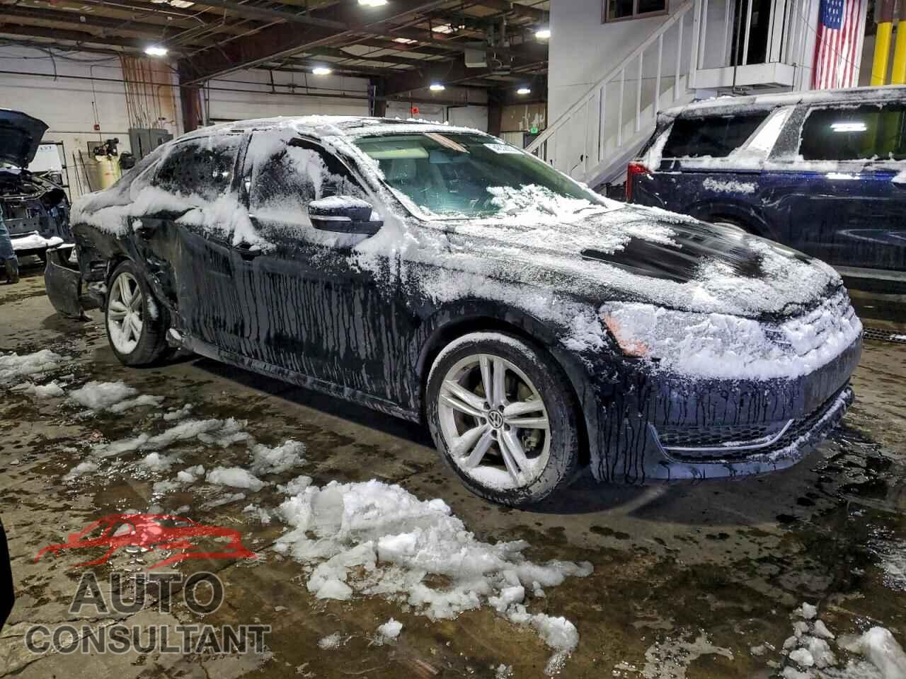 VOLKSWAGEN PASSAT 2015 - 1VWBV7A34FC067345