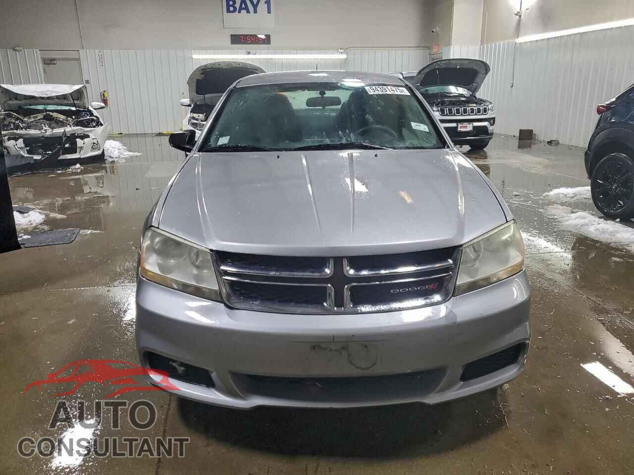 DODGE AVENGER 2013 - 1C3CDZAB5DN619356