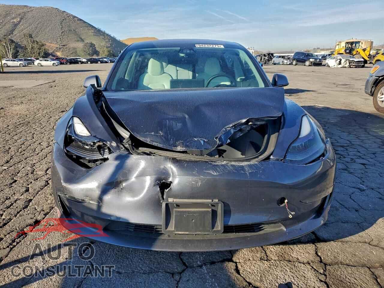 TESLA MODEL 3 2023 - 5YJ3E1EA9PF675542