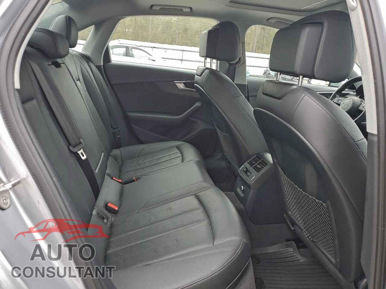 AUDI A4 2018 - WAUKMAF46JA221897